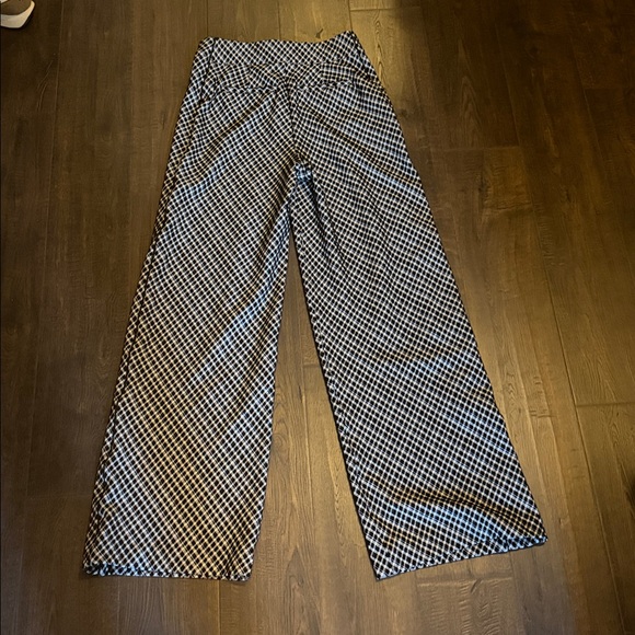 SPANXsmooth PONTE WIDE LEG PANTS IN JACQUARD - Picture 8 of 9